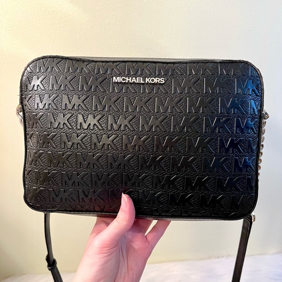 Michael Kors Jet Set Embossed Black Crossbody Bag - Picture 2 of 8